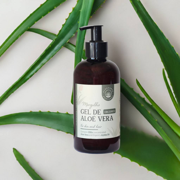 Organic Anti-Aging Aloe Vera Gel from Algarve: Natural European Skincare Hydration Boost

